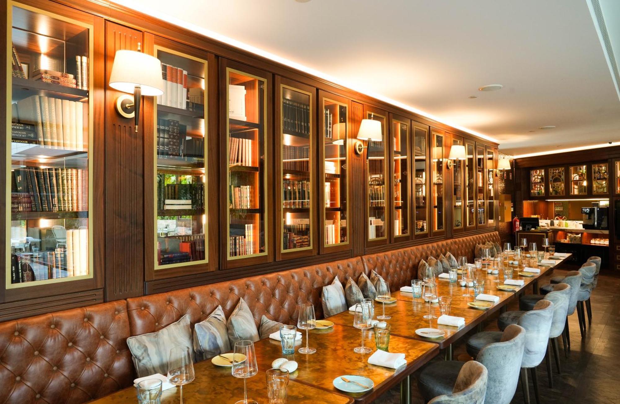 Wine & Books Lisboa Hotel Dış mekan fotoğraf Interior of the restaurant