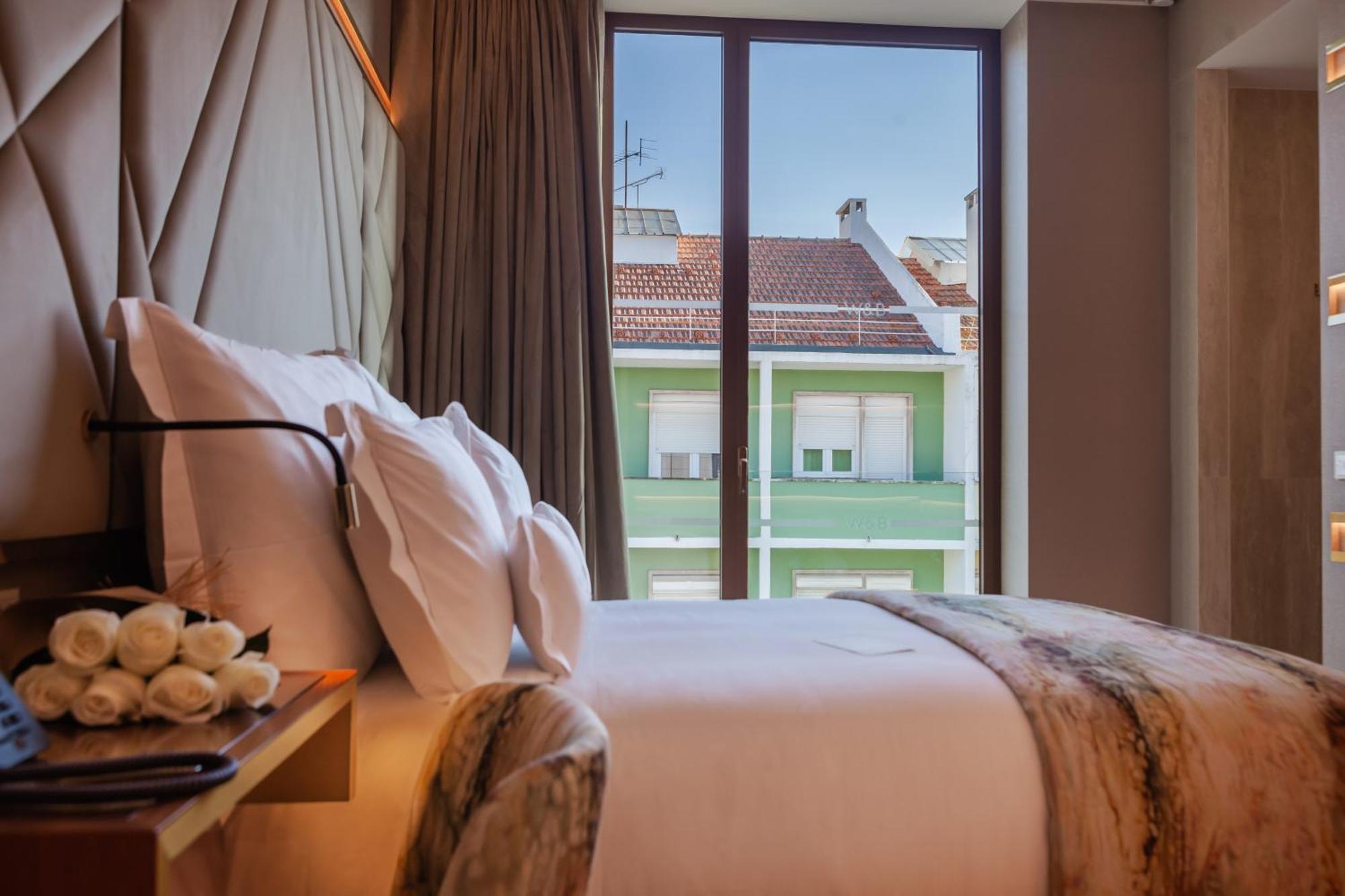 Wine & Books Lisboa Hotel Dış mekan fotoğraf Deluxe room
